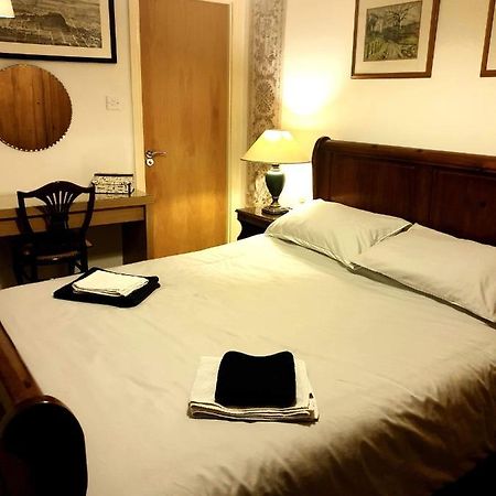 Central En-Suite Room エディンバラ エクステリア 写真